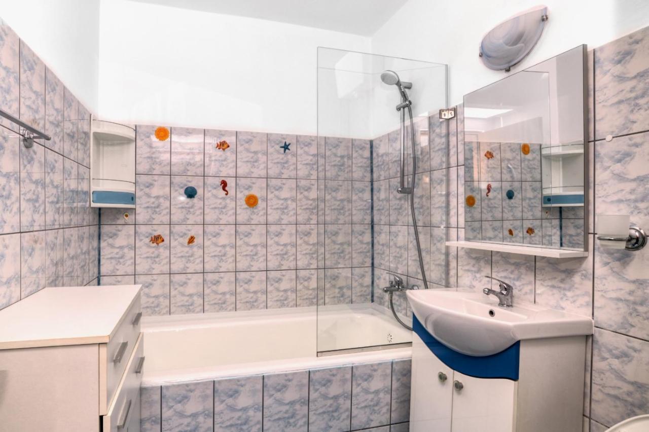 Ioly Apartments Constanta Bagian luar foto
